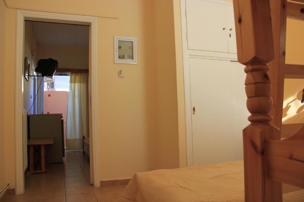 Hotel Galaxias Agioi Pandes Oda fotoğraf