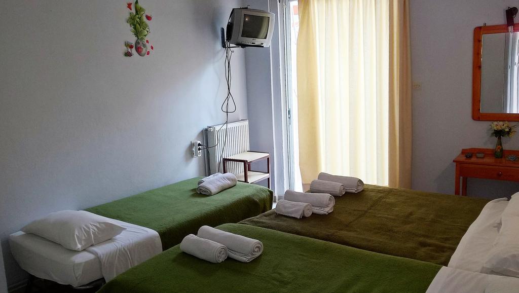Hotel Galaxias Agioi Pandes Dış mekan fotoğraf
