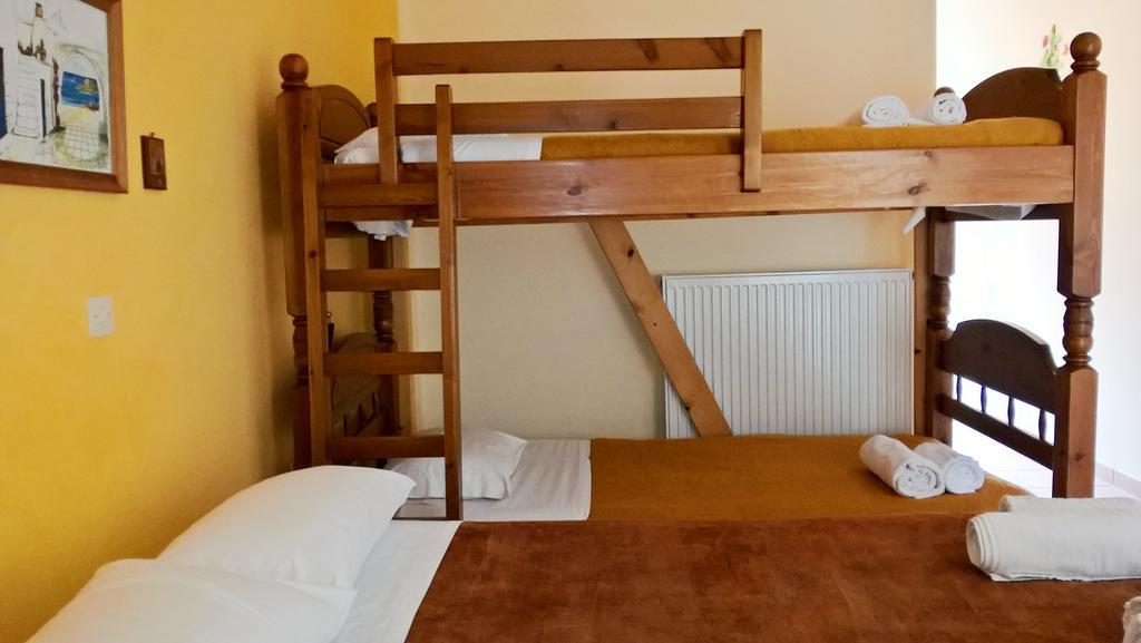 Hotel Galaxias Agioi Pandes Dış mekan fotoğraf