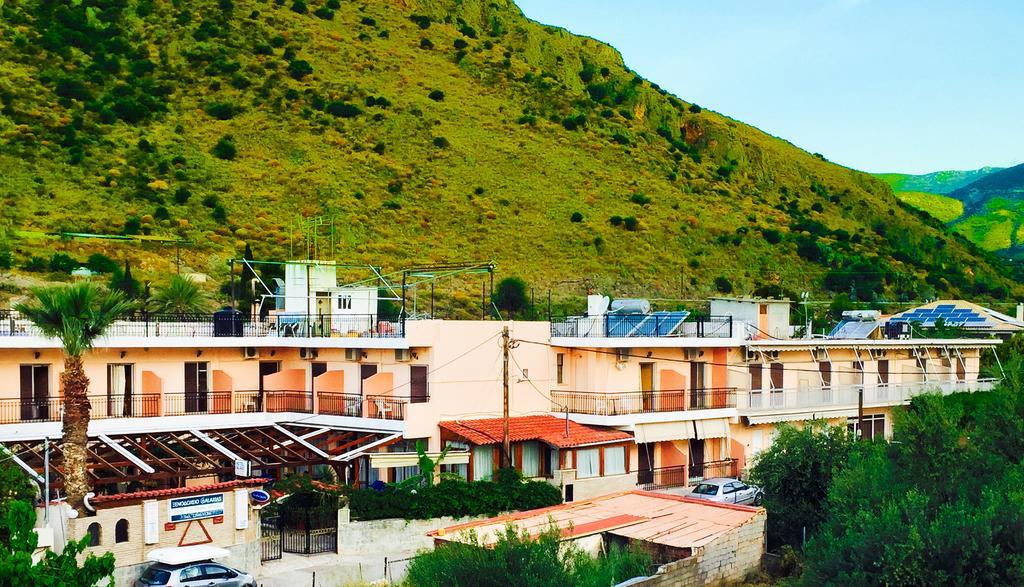 Hotel Galaxias Agioi Pandes Dış mekan fotoğraf